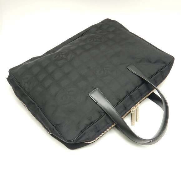 Chanel New Travel Line Briefcase Black Nylon x Leather - Picture 4 of 8